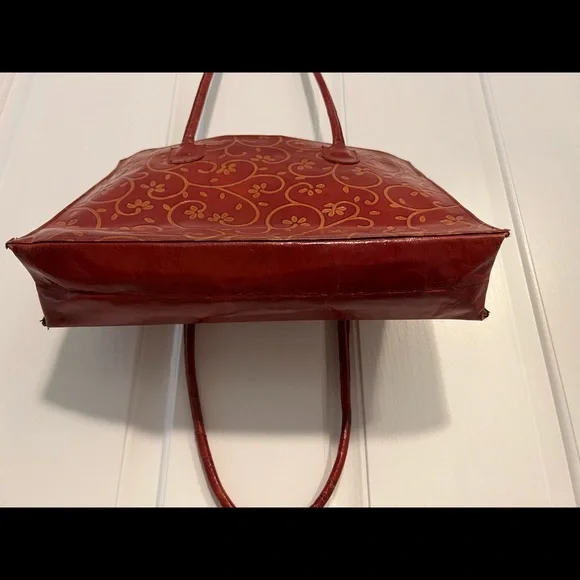 Genuine Leather handbag. - Picture 5 of 14